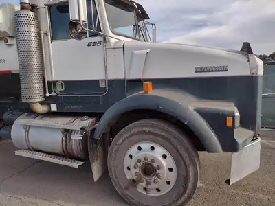 USED 1995 KENWORTH T800