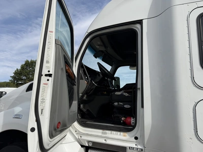 Used 2020 KENWORTH T880 TRUCK TRACTOR Conventional trucks Michigan US | Miedema Asset Management Group #1709469