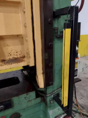 USED L&J EM275-42-24