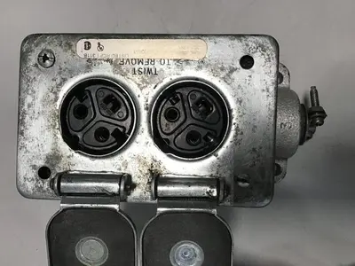 USED THOMAS & BETTS 8733U-1