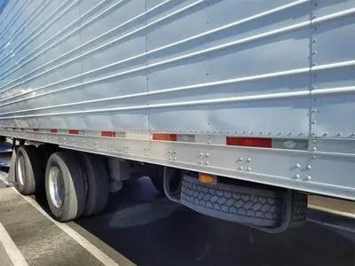 USED 2014 UTILITY 53FT