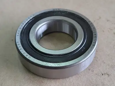 NEW SKF 6207-2RS1/C3