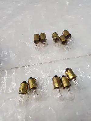 CEC MINIATURE LIGHT BULBS