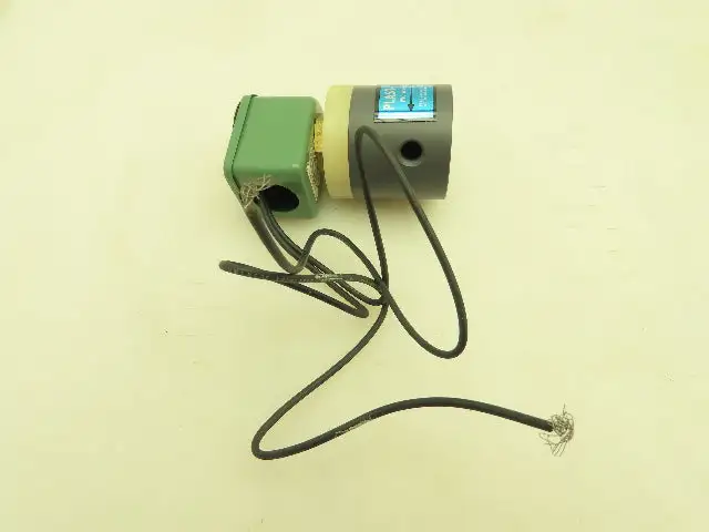 Plast-o-matic EUC1B4G6 Solenoid Valve PVC 2-Way 1/8" NPT NC 120V Coil 40PSI Asco
