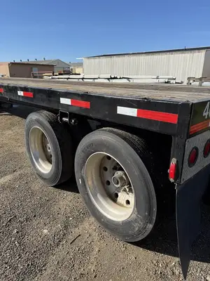 USED 1970 UTILITY 40 FT