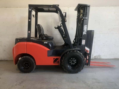 USED 2023 Tailift PFG30