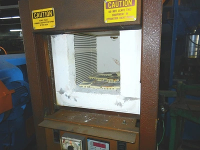 K.H. HUPPERT 2,000Â°F ELECTRIC FURNANCE