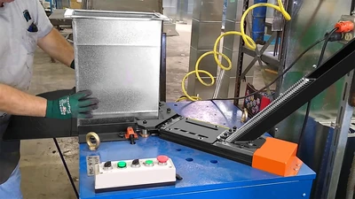 PROFAB TD-Matic Corner Machine