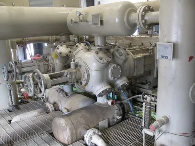 Used White Superior w WS 6G825 MW64 3 Stage Qty 2 Compressor Packages Oklahoma US | Borderless Services #1378268