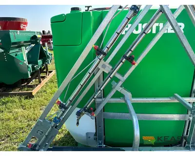 Used HUSTLER _UNKNOWN_ 3-pt Mounted Sprayers Iowa US | Keast Enterprises #1360318