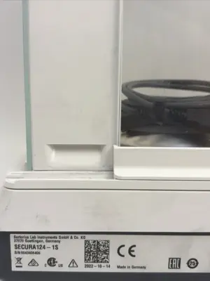 USED Sartorius Secura 124-1s