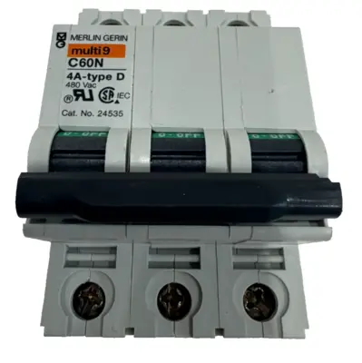 NEW SQUARE D MERLIN GERIN MG24535 SUPPLEMENTARY PROTECTOR 4A