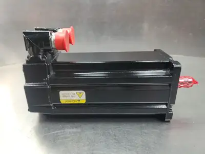 USED Allen-Bradley MPL-B330P-MK74AA