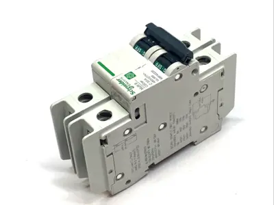 USED SCHNEIDER ELECTRIC MULTI 9 30A C-CURVE DIN RAIL MINIATURE BREAKER