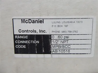 McDaniel Controls Inc. AB10516 Pressure Gauge 0-60 PSI Range 1/2" NPT New NIB