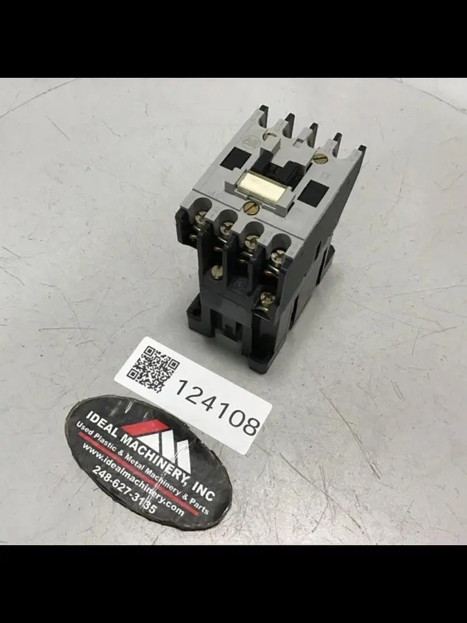USED ALLEN BRADLEY 100-A12ND3 SER B