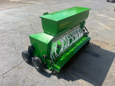 Gandy 2848SS Overseeder | County Equipment Company LLC (5)