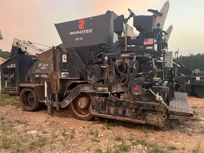 Used 2017 ROADTEC SP100E Asphalt Pavers California US | Mittry Construction #1363466