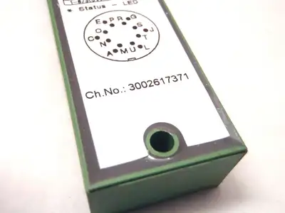 USED PHOENIX CONTACT SACB 3002617371 SENSOR ACTUATOR CONTROL BOX