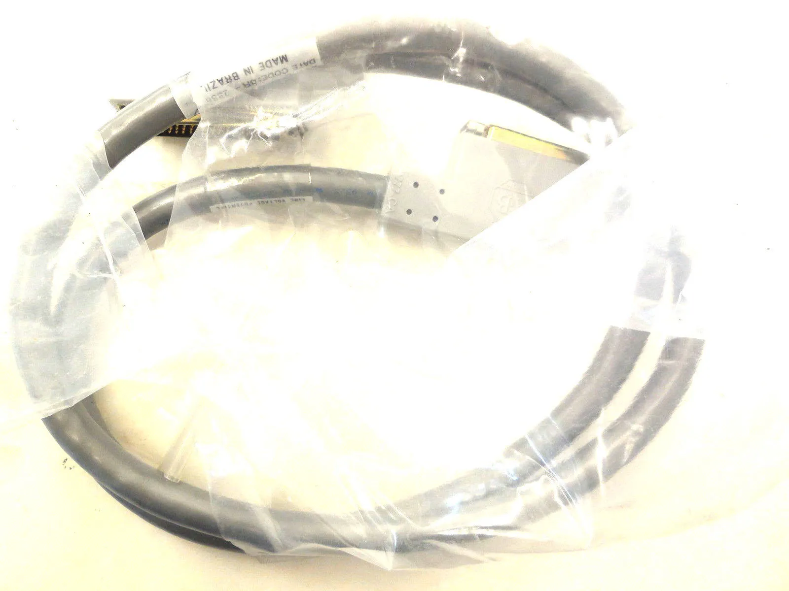 NEW ALLEN BRADLEY 610936-01 CONNECTOR CABLE 61093601