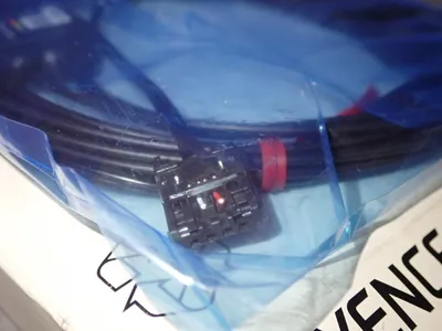 New | in-Stock KEYENCE CZH32 Sensors | HGR 24 #752350