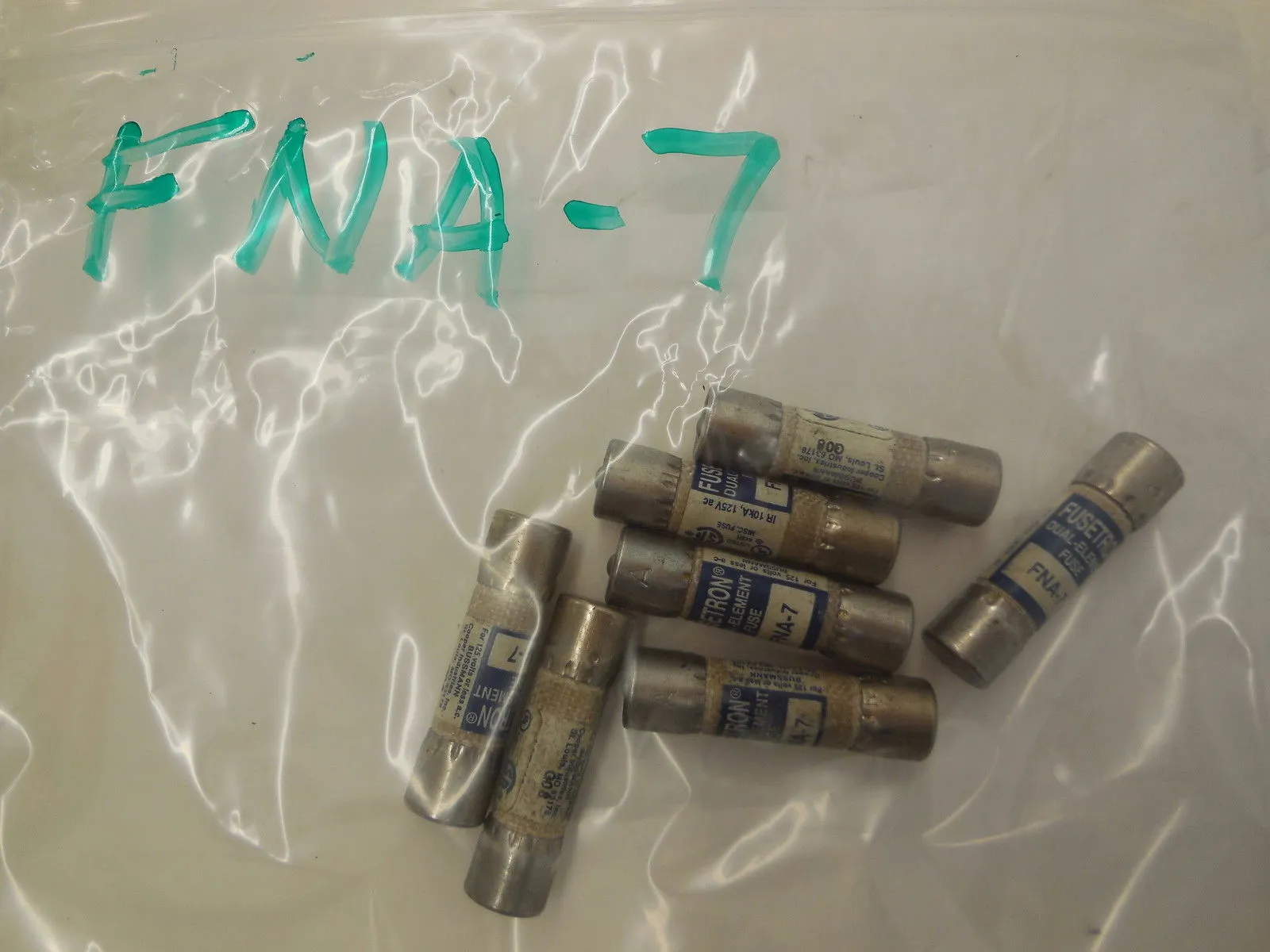7 NEW FUSETRON FNA-7 FUSES FNA7