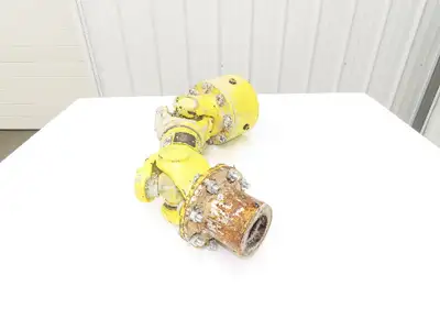 Spicer GWB 2040 Slip U-Joint 3-5/8" Shaft x Splined PTO Shaft Coupler *READ