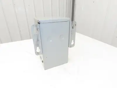 Sola Hevi-Duty HS5F3AS Transformer 3kva 1PH 240/480HV 120/240LV Type 3R