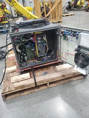 USED 2012 FANUC M-10IA