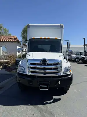 Used 2019 HINO 268 Box trucks California US | Commerce Truck Equipment Sales #1548689