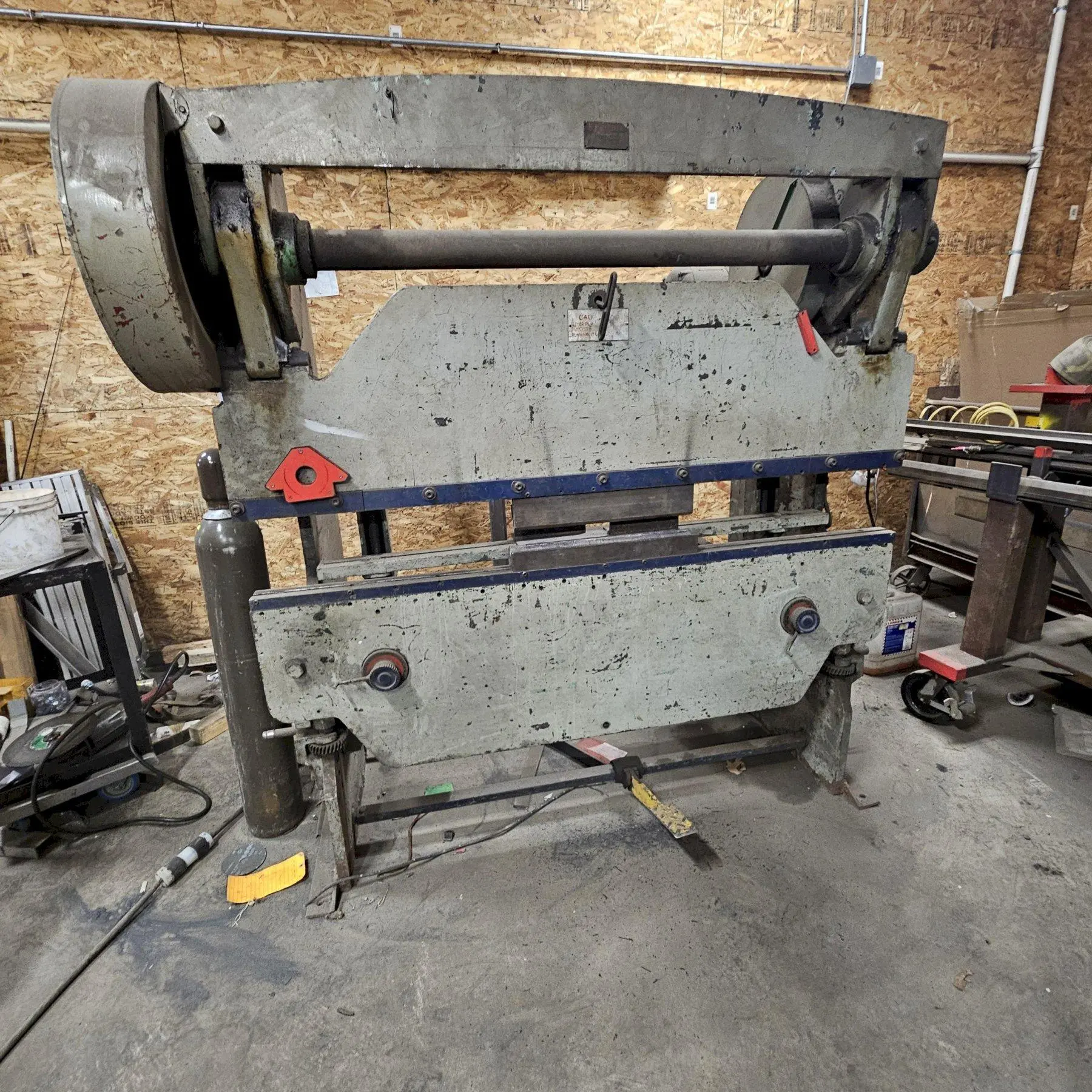 35 TON CHICAGO DREIS & KRUMP MECHANICAL PRESS BRAKE. STOCK # 0446725.