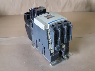USED SCHNEIDER ELECTRIC LC1D4011