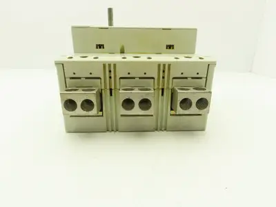 Moeller P10-630 Circuit Breaker 800A 690VAC 3 Pole W/Disconnect Mechanism DNZM10