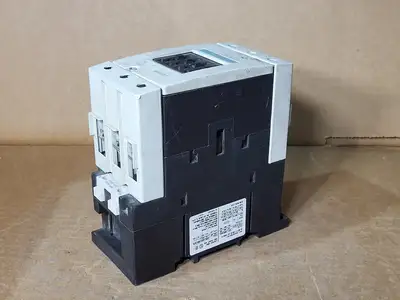 USED SIEMENS 3RT1046-1A