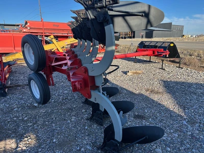 Used _UNKNOWN_ _UNKNOWN_ Moldboard Plows Idaho US | Tri-Steel Manufacturing #1557150