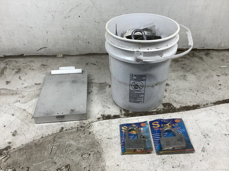 Used _UNKNOWN_ _UNKNOWN_ Locksmith Equipment/Supplies Michigan US | Miedema Asset Management Group #1411176