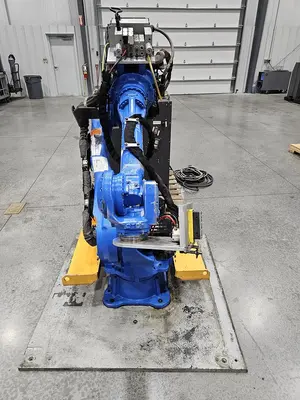 USED YASKAWA MOTOMAN MH50-II