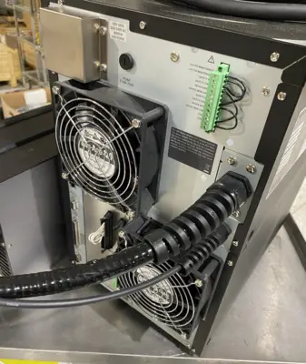 USED KEYENCE KEYENCE MD-X1500C 3-AXIS LASER MARKER (MISSING KEY)