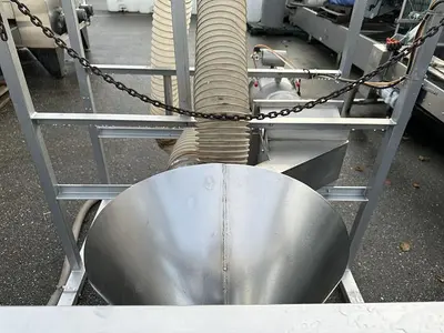 Vac-U-Max Vacuum Loader