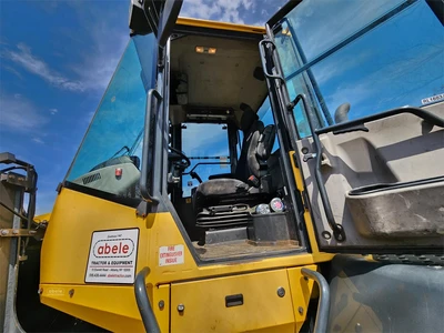 Used 2018 KOMATSU WA320-8 Wheel Loaders | Abele Tractor #1342927