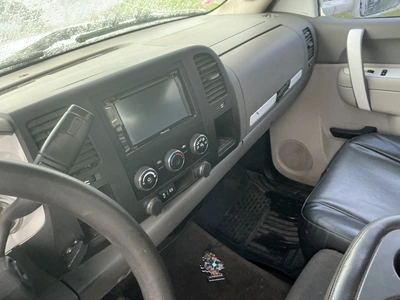 USED 2013 CHEVROLET SILVERADO 2500HD