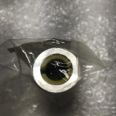 NEW Hubbell SHC1027