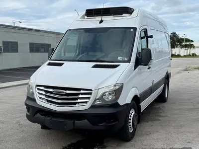 Used 2019 FREIGHTLINER SPRINTER 3500 Tractors & Trailers Florida US | Truck and Van Outlet #1506259