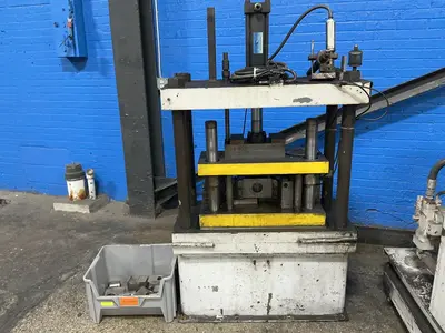 Used _UNKNOWN_ _UNKNOWN_ Hydraulic Presses Ohio US | HGR 24 #1406316