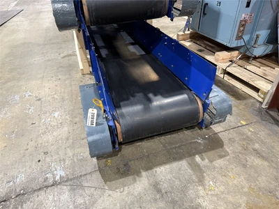 18' L x 24" Wide Flatbelt Conveyor