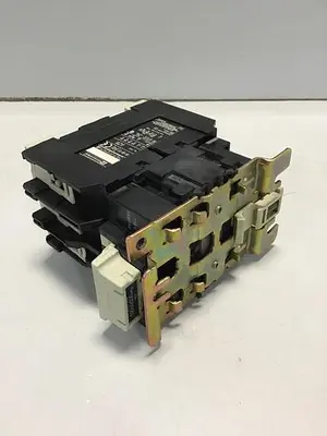 USED TELEMECANIQUE LC1-D9511