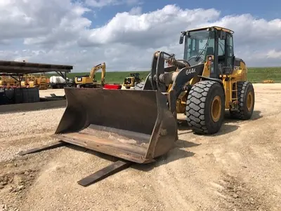 USED 2019 Deere 644K