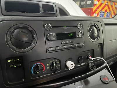 USED 2019 FORD E-450