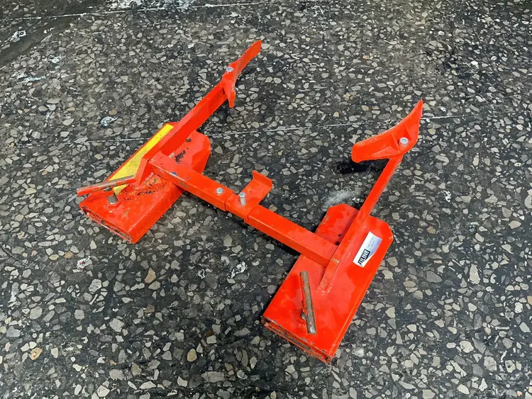 Used ULINE _UNKNOWN_ Drum Lifters Ohio US | HGR 24 #1358669