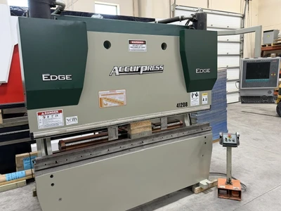 Accurpress Edge 120 ton x 8′ CNC Press 5-Axis